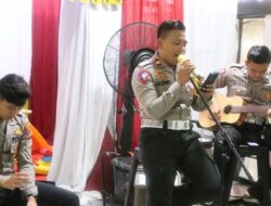 Cara Unik Polres Tulang Bawang Berikan Pelayanan Untuk Pemudik di Pos Yan Operasi Ketupat Krakatau 2024