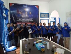 Drs.Hi.Sobri, M.M. Lakukan Pengambilan Berkas Pendaftaran/Penjaringan Pencalonan Bupati Tubaba 2024- 2029 di DPC Partai Demokrat dan Partai Nasdem
