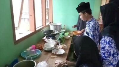 SMP Bina Bhakti Gelar Ujian Praktek Khusus Tata Boga