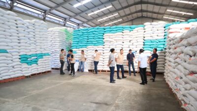 Jelang Hari Raya Idul Adha 1445 H, Satgas Pangan Polres Tulang Bawang Bersama Stakeholder Monitoring Bapokting di 8 Lokasi Berbeda