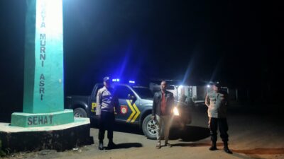 Ciptakan Situasi Kamtibmas Aman Kondusif, Polsek Gunung Agung Gelar Patroli KYRD Di Malam Hari
