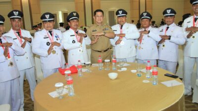 Dinilai Berhasil Membina dan Mengukuhkan Tiyuh-tiyuh Sadar Hukum, M. Firsada Raih Penghargaan