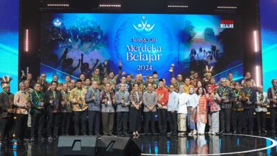 M. Firsada Terima Penghargaan Anugerah Merdeka Belajar Kategori Pemerintah Daerah Transformatif Tahun 2024