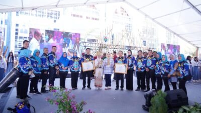 M. Firsada Terima Penghargaan Satya Lencana Bhakti Inovasi Desa dari Menteri Desa