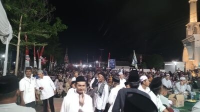 Heboh!!! Adakan Acara Sholawat Bersama Tutup Total Jalan Penghubung Di Tubaba, Penguna Jalan Mengeluh