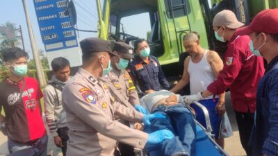 Polsek Tulangbawang Tengah bersama Team Inafis Polres Tubaba, Lakukan Olah TKP Sopir Truk kontainer Diduga Meninggal Dalam Truk