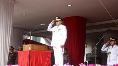 Pj Bupati Tulang Bawang Ir.Ferli Yuledi Pimpin Upacara HUT RI Ke-79 Tahun 2024
