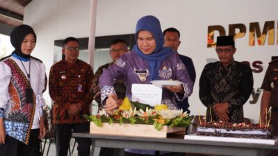 PJ.Sekda Potong Tumpeng, Rayakan Hari Jadi MPP Tubaba