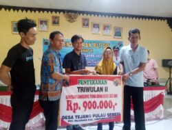 Pemdes Tejang Pulau Sebesi Salurkan BLT-DD Tahap 2, Warga Rasakan Manfaatnya
