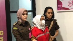 Dua Tersangka Korupsi Pemeliharaan Gedung RSUD Ryacudu Lampung Utara Resmi Ditahan