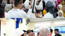 Ramadan Penuh Berkah, Wagub Jihan Bagikan Bantuan dan Takjil untuk Siswa SLB